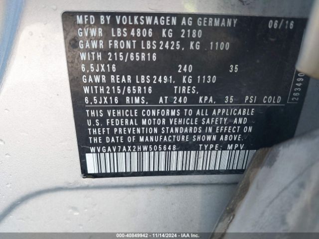 WVGAV7AX2HW505648 Volkswagen Tiguan 2.0t S