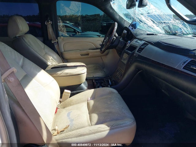2008 CADILLAC ESCALADE ESV 1GYFK66888R272365 Photo 4
