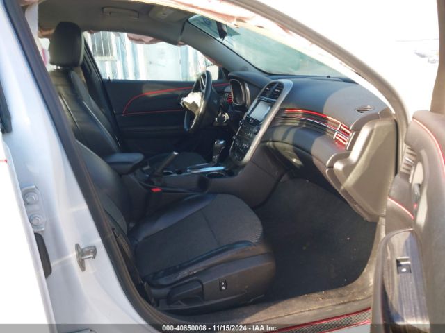 1G11D5SL8FU115307 Chevrolet MALIBU 2LT