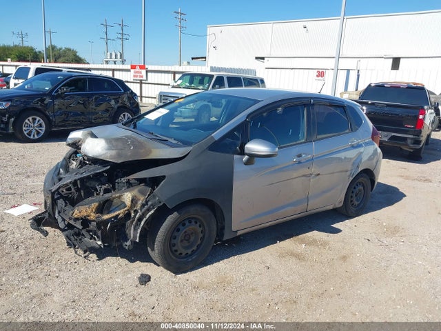 Honda FIT LX 2017 JHMGK5H50HS023945 Image 2