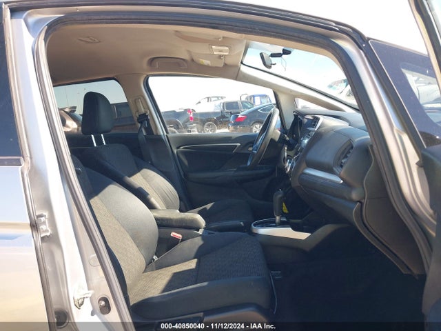 Honda FIT LX 2017 JHMGK5H50HS023945 Image 5