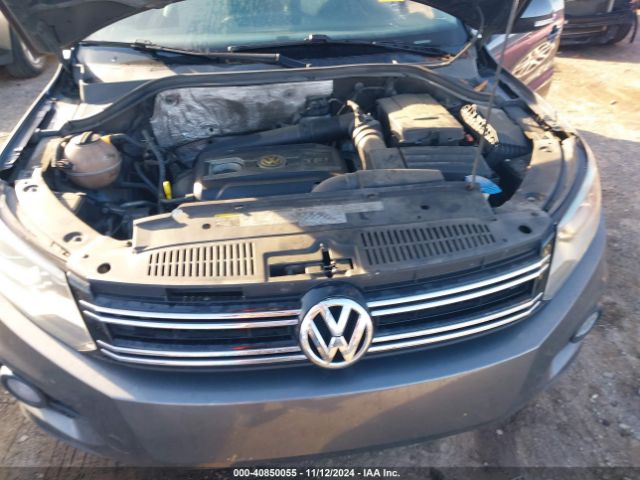 WVGAV7AXXGW556684 Volkswagen TIGUAN SE