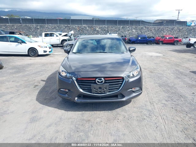 3MZBN1L38JM197856 Mazda Mazda3 Touring