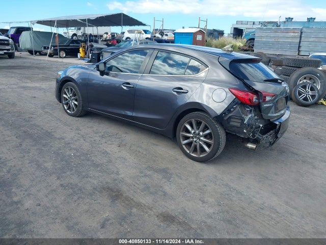 3MZBN1L38JM197856 Mazda Mazda3 Touring