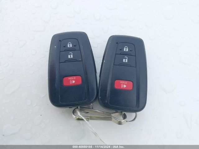 4T3RWRFV5NU060078 Toyota Rav4 Hybrid Xle
