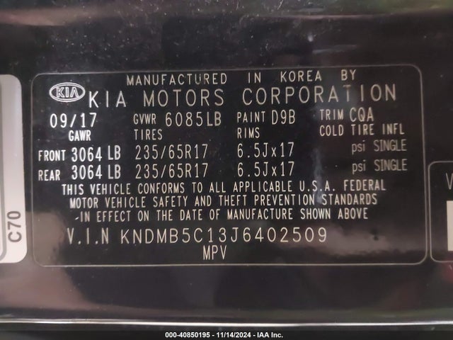 KIA SEDONA LX 2018 KNDMB5C13J6402509 Image 9