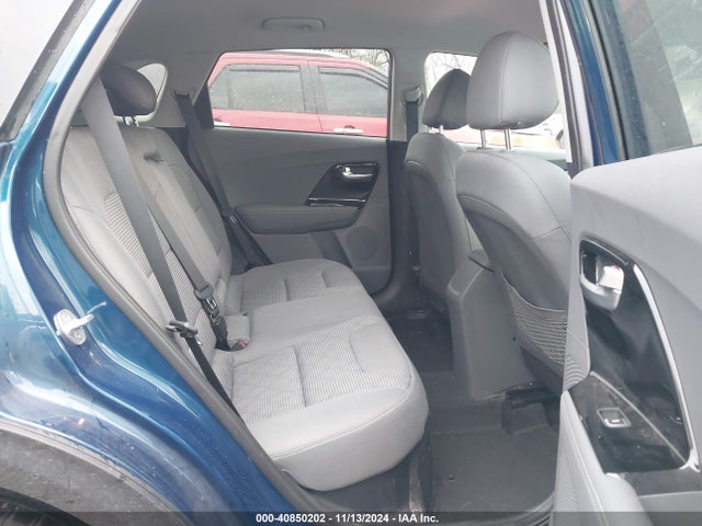 KIA Niro Lxs 2022 KNDCB3LC5N5534572 Image 8