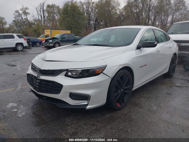 1G1ZD5ST3JF260402 Chevrolet MALIBU LT