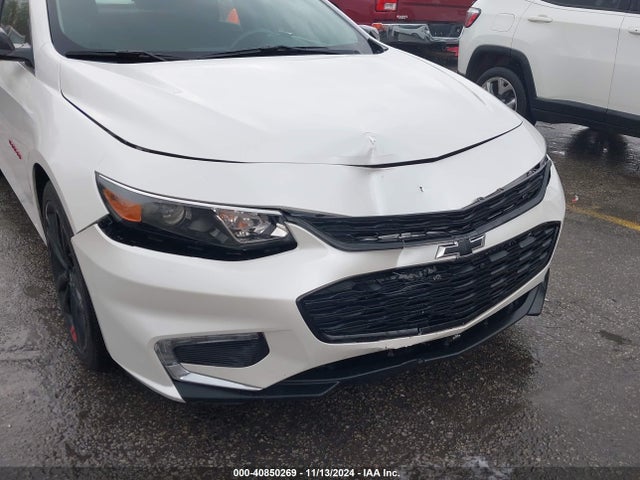 1G1ZD5ST3JF260402 Chevrolet MALIBU LT