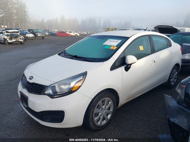 KIA RIO LX 2014 KNADM4A30E6338716 Image 2