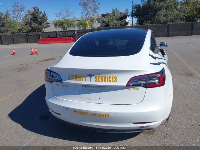 Tesla MODEL 3 2018 5YJ3E1EA8JF108200 Image 15