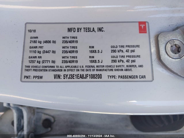 2018 TESLA MODEL 3 5YJ3E1EA8JF108200 Photo 8
