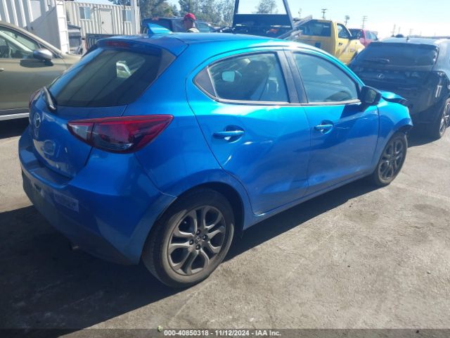 3MYDLBJV0LY702197 Toyota YARIS LE