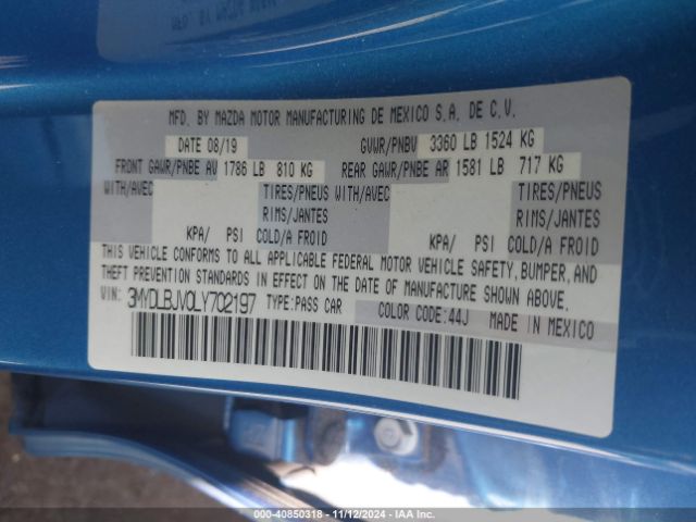3MYDLBJV0LY702197 Toyota YARIS LE