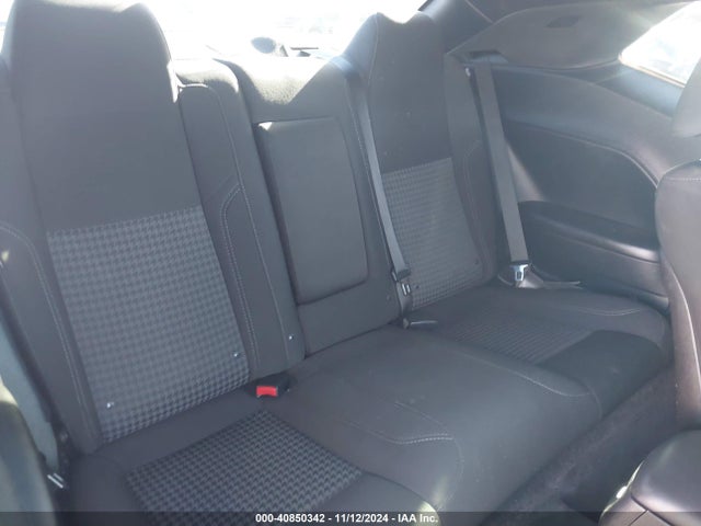 Dodge Challenger Sxt 2018 2C3CDZAG6JH245792 Image 8