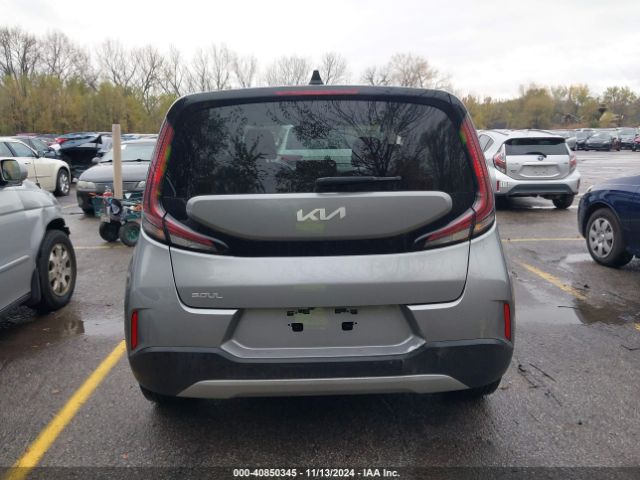 KNDJ23AU3P7883286 KIA SOUL LX