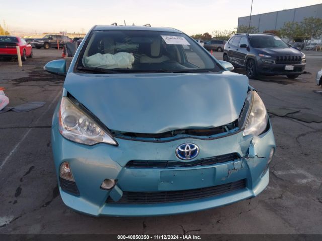 JTDKDTB34E1072181 Toyota Prius C One