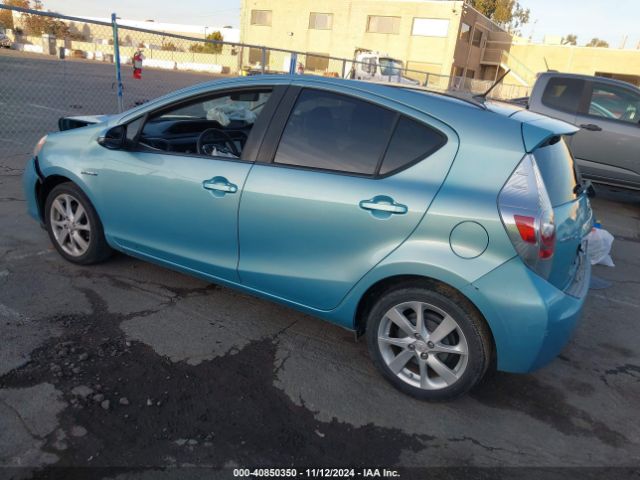 JTDKDTB34E1072181 Toyota Prius C One