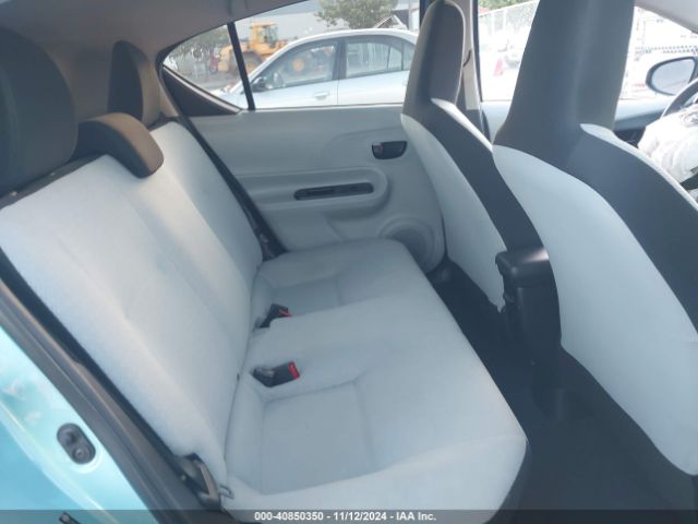 JTDKDTB34E1072181 Toyota Prius C One