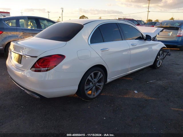 W1KWF8DB0LR572467 Mercedes-Benz C 300