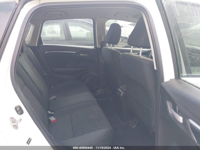 Honda FIT LX 2015 3HGGK5H55FM743931 Image 8