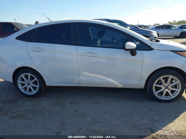 Ford FIESTA SE 2019 3FADP4BJ7KM150008 Image 12