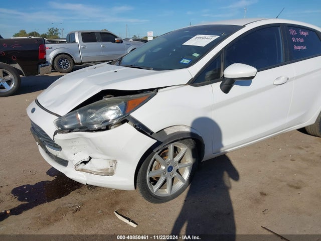 Ford FIESTA SE 2019 3FADP4BJ7KM150008 Image 6