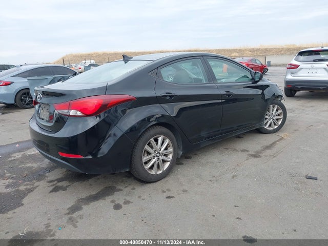 Hyundai ELANTRA SE 2015 5NPDH4AE9FH568674 Image 4