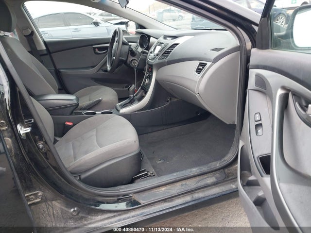 Hyundai ELANTRA SE 2015 5NPDH4AE9FH568674 Image 5
