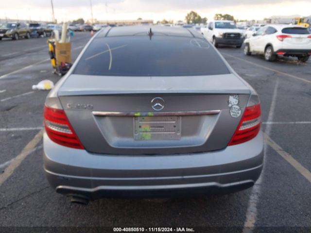 WDDGJ4HB0FG371741 Mercedes-Benz C 250