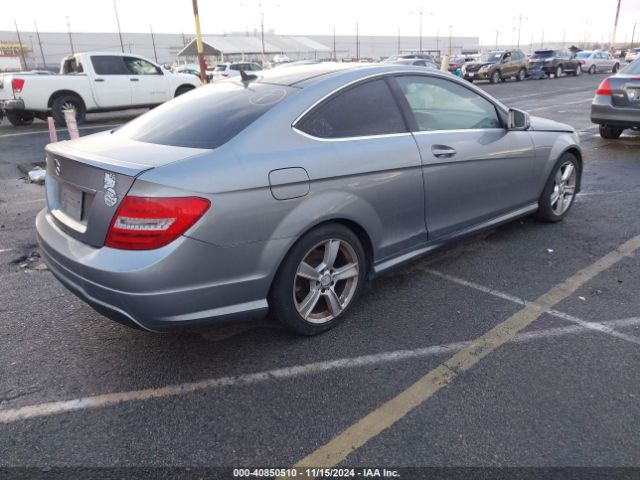 WDDGJ4HB0FG371741 Mercedes-Benz C 250