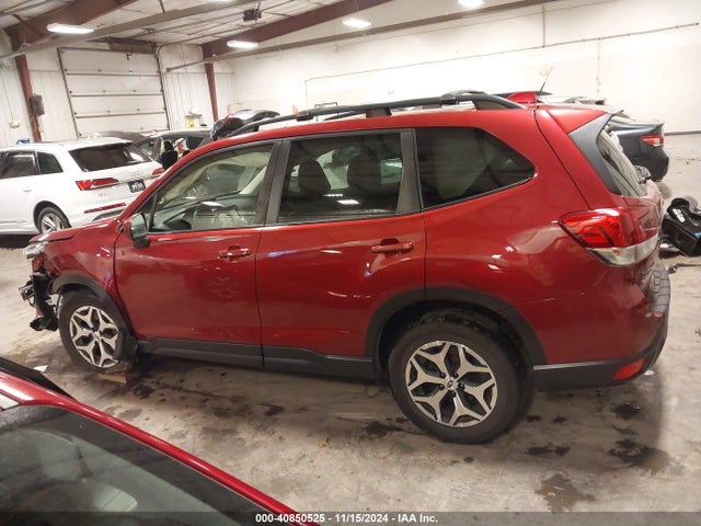 JF2SKAEC0KH526212 Subaru Forester Premium
