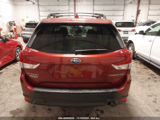 JF2SKAEC0KH526212 Subaru Forester Premium