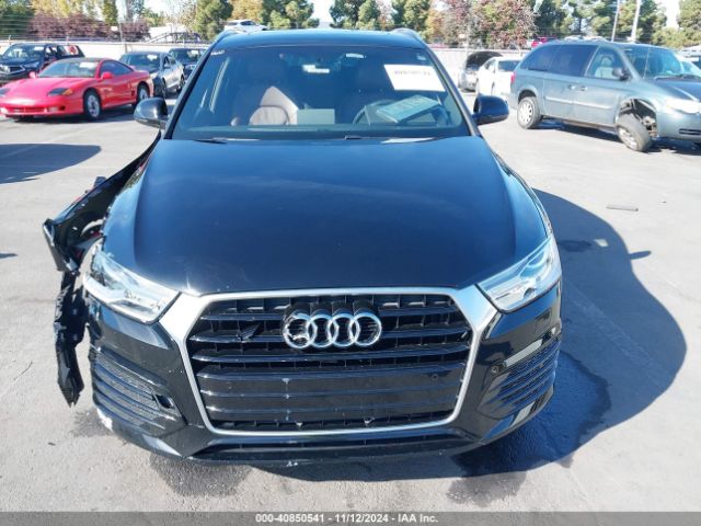 WA1BCCFS6JR018083 Audi Q3 2.0t Premium/2.0t Sport Premium