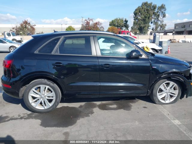 WA1BCCFS6JR018083 Audi Q3 2.0t Premium/2.0t Sport Premium