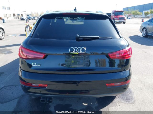 WA1BCCFS6JR018083 Audi Q3 2.0t Premium/2.0t Sport Premium
