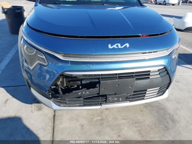 KNDCR3LE4R5176755 KIA NIRO EX