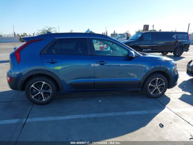 KNDCR3LE4R5176755 KIA NIRO EX