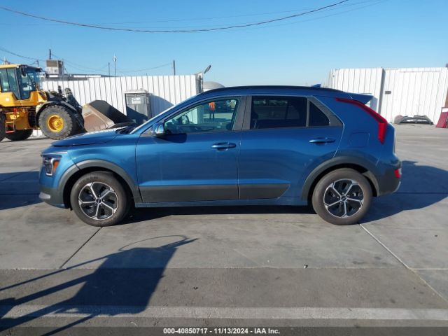 KNDCR3LE4R5176755 KIA NIRO EX