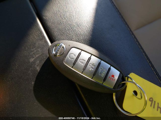 JN8AT3BB0MW204770 Nissan Rogue Sv Intelligent Awd