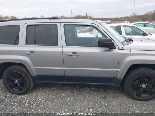 Jeep Patriot Latitude 2015 1C4NJRFB9FD425279 Image 13