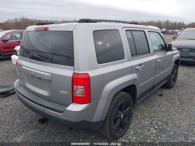 Jeep Patriot Latitude 2015 1C4NJRFB9FD425279 Image 4