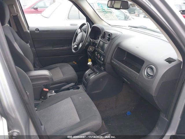 Jeep Patriot Latitude 2015 1C4NJRFB9FD425279 Image 5