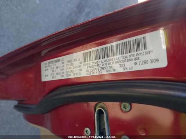 1C6RR7NT8FS558143 RAM 1500 Laramie