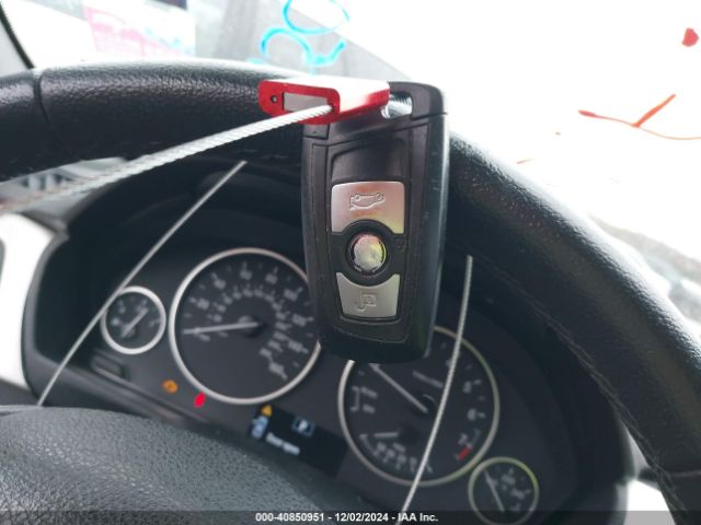 WBA3B1C53F5A06049 BMW 320i