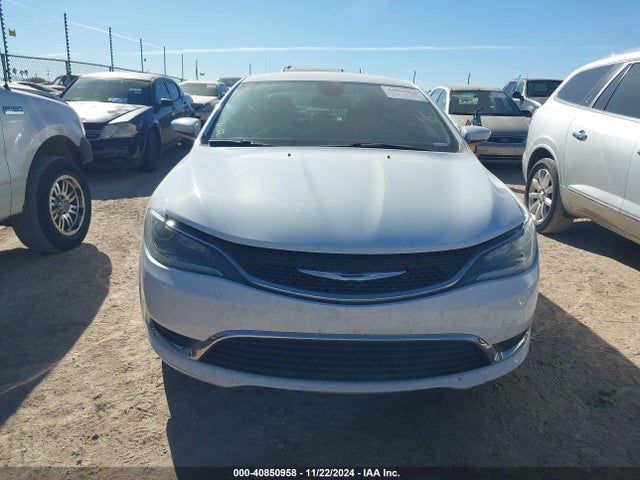1C3CCCAB1GN110692 Chrysler 200 Limited