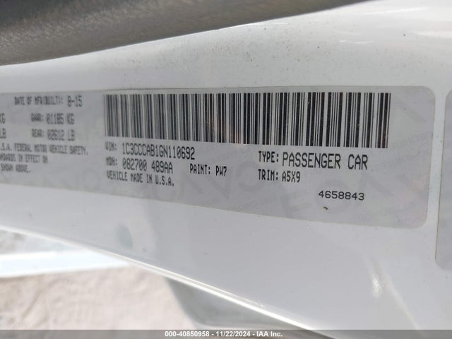1C3CCCAB1GN110692 Chrysler 200 Limited