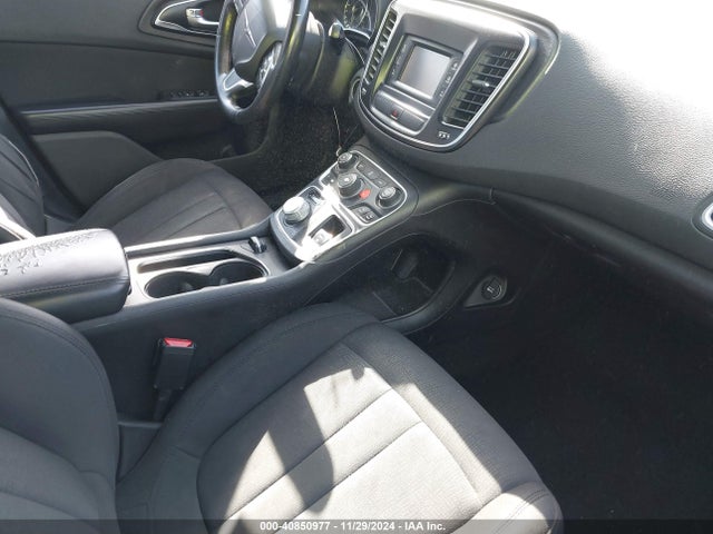 Chrysler 200 Limited 2016 1C3CCCAB6GN128802 Image 5
