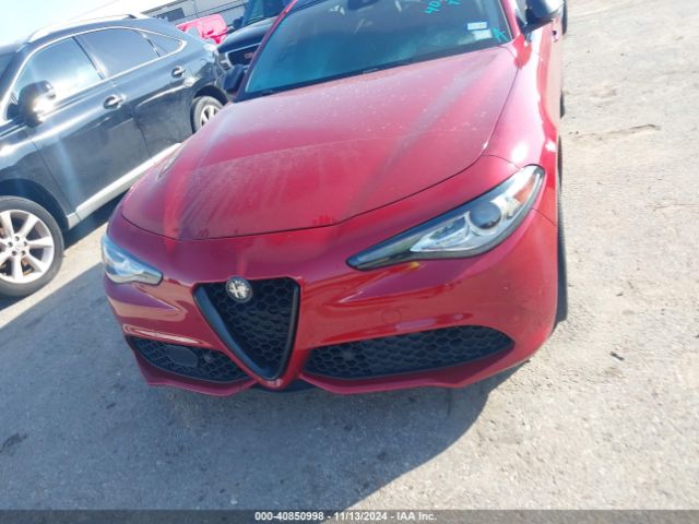 ZARFAEEN3H7558796 Alfa Romeo Giulia Ti Awd