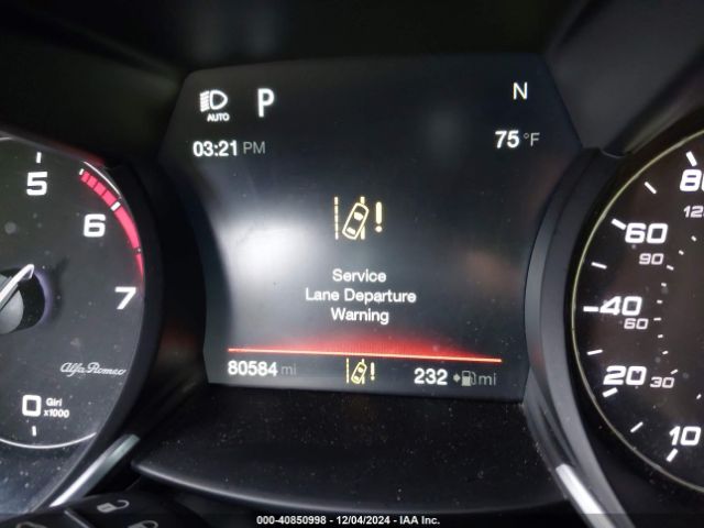 ZARFAEEN3H7558796 Alfa Romeo Giulia Ti Awd